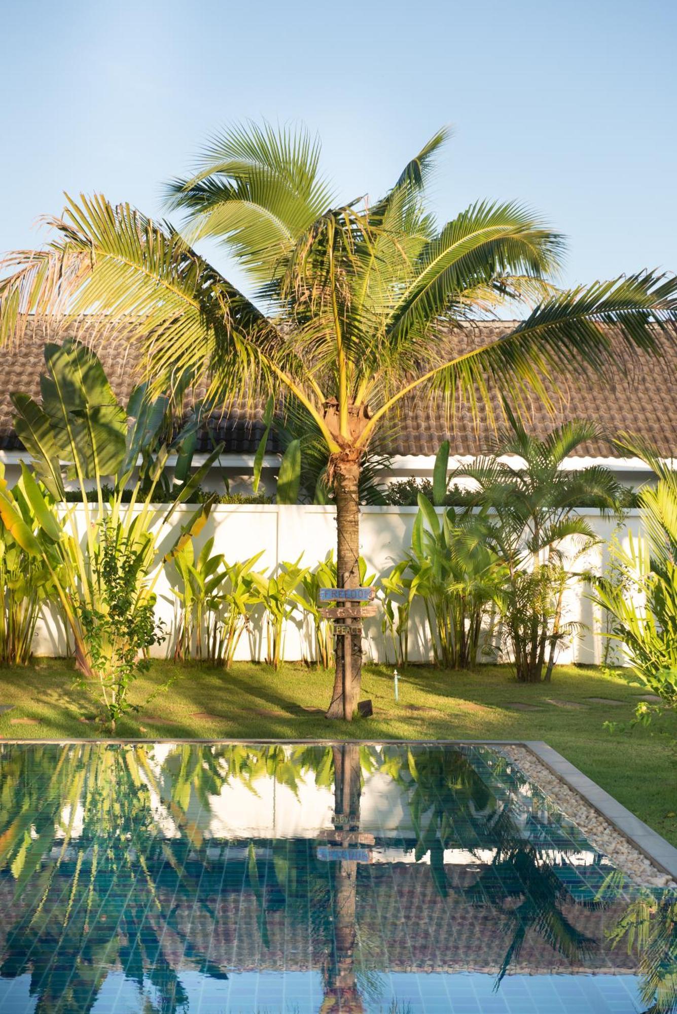 Bungalow Khao Lak Eksteriør bilde