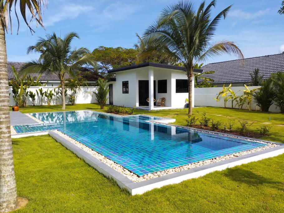Bungalow Khao Lak Eksteriør bilde